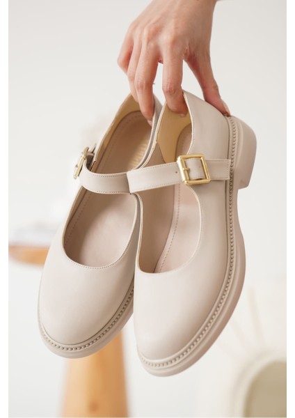 Clarissa Premium Bej Tokalı Kadın Günlük Ayakkabı fırsatları