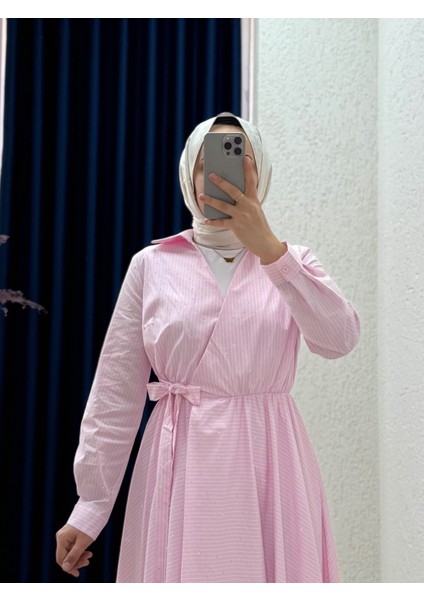 Ravuna Bağlamalı Çizgili Pırıltılı ELBISE-BY91097 Pembe