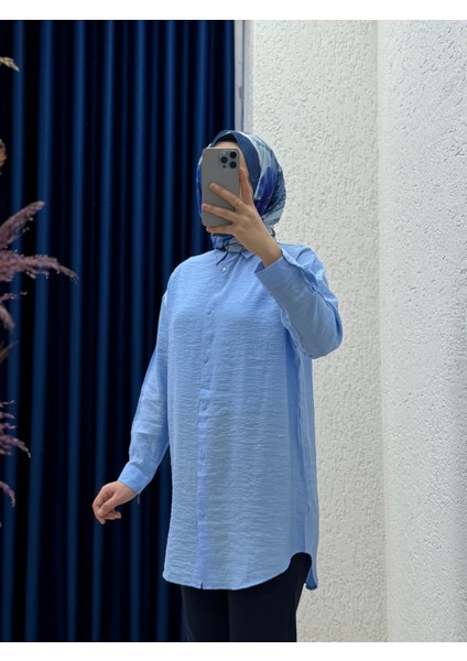 Sorenya Önü Kısa Arkası Uzun Çilek Kumaş GÖMLEK-Zİ2133 Mavi