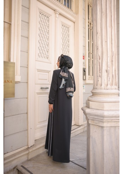 Yandan Biyeli Spor Ferace-Petek Kumaş fırsatları