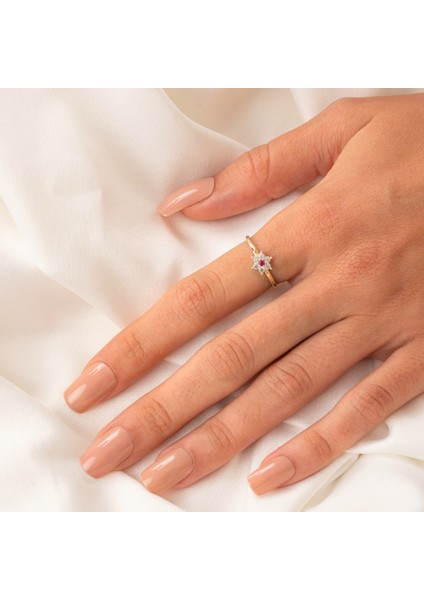 Gümüş Yüzük - Gümüş Yüzük - Mini Papatya Ruby Taşlı Minimal Tasarım 925 Ayar Gümüş Yüzük