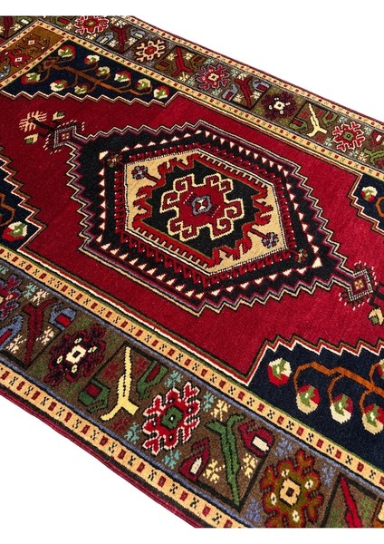 El Dokuma Sıfır Niğde Halısı 108X180 Kırmızı Yeşil Kök Boya Halı