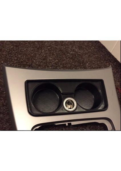 Bmw E90 Çakmaklıklı Bardaklık