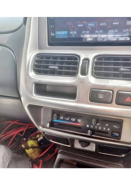 Nissan Navara D22 Bardak Tutucu Bardaklık Uyumlu fiyatları