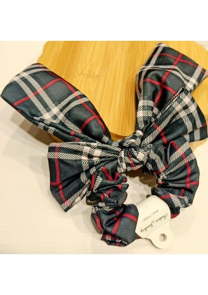 Lüks Figürlü Büyük Renkli Fiyonk Lastik Toka