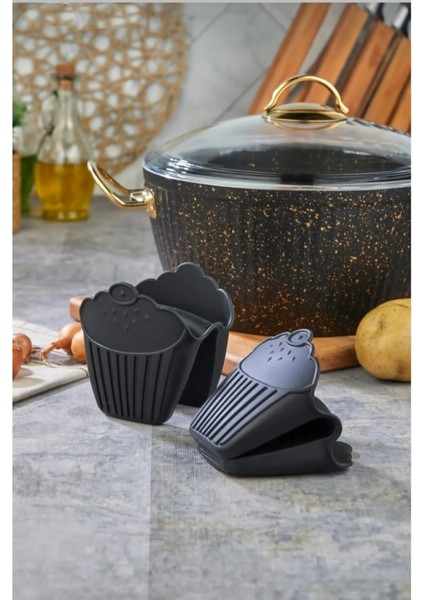 Çok Renkli Silikon Fırın Eldiveni 10x10 cm, ısı yalıtımlı ve kaymaz tasarım fırsatları