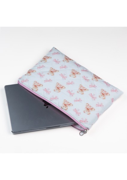 Ayıcık ve Fiyonk Desenli 13-14 Inç Laptop Kılıfı – MacBook Air Uyumlu Kılıf, Suya Dayanıklı Kapitoneli Bilgisayar Çantası, Ekru Evrak Çantası indirimleri