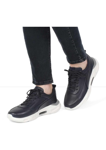 Erkek Lacivert Bağcıklı Kalın Tabanlı Deri Sneaker fiyatları