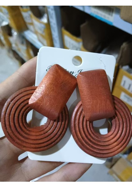 Avrupa ve Amerika Birleşik Devletleri Kişilik Küpeleri Kadın Takıları (Yurt Dışından)