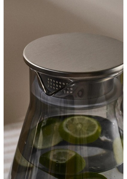 Borosilikat Cam Metal Kapaklı Lüks Sürahi 1900 ml Füme