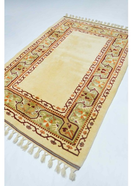 Yünden El Dokuma Bej Renk Yörük Halısı 127X185 cm (2.35 M²) fırsatları