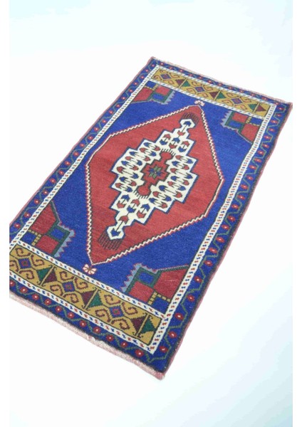 Taşpınar El Dokuma Bordo ve Lacivert Renk Yün Halı 59X98 cm (0,58 M²) modelleri