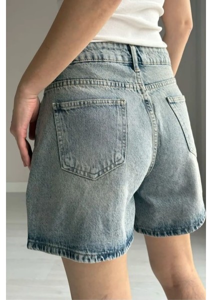 Kadın Açık Mavi Parlak Taşlı Kot Şort Tasarım %100 Koton Denim Şort