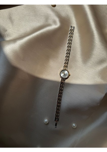 Retro Minimal Hasır Kordon Vintage Kadın Kol Saati Yuvarlak