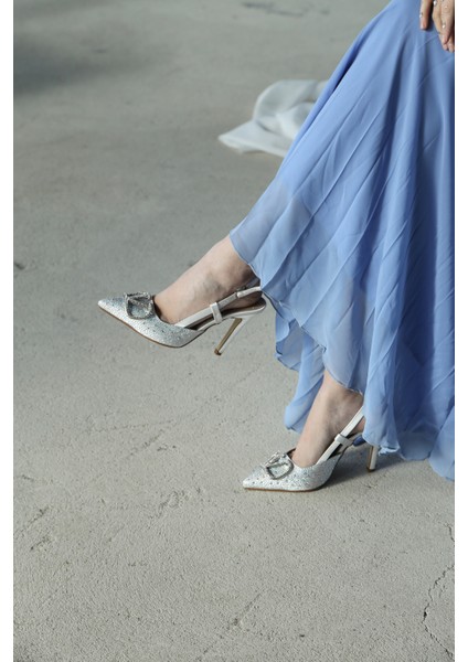 Vilda Gümüş Taş Detaylı Beyaz Topuklu Ayakkabı fiyatları