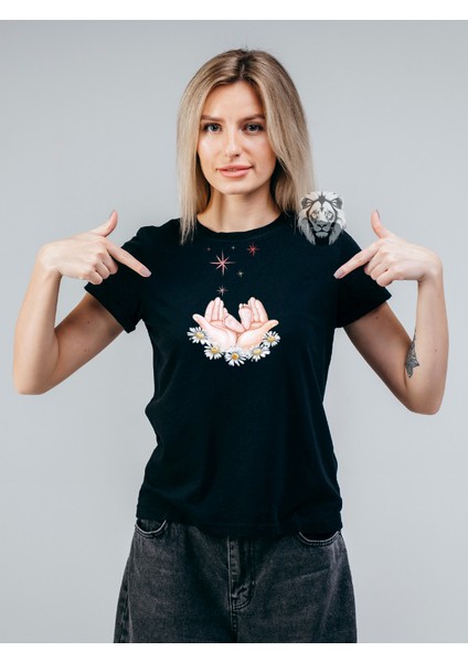 Anne ve Bebek Logo Baskılı Kadın T-Shırt Siyah
