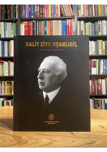 Halit Ziya Uşaklıgil (Büyük Boy)