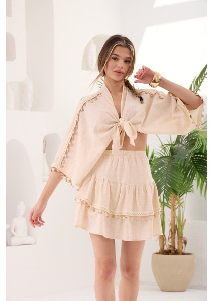 🌿 Bohem Bağlamalı Kimono & Volanlı Şort Etek 2’li Takım – Krem & Bej indirimleri