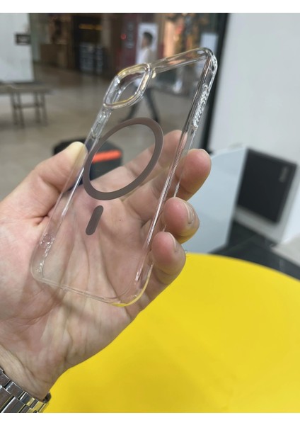 Iphone 11 Uyumlu Şeffaf Magsafe Özellikli Geç Sararma Yapan Kıılıf