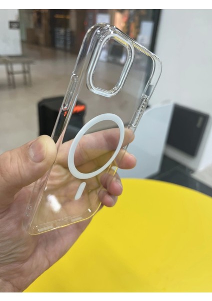 Iphone 11 Uyumlu Şeffaf Magsafe Özellikli Geç Sararma Yapan Kıılıf
