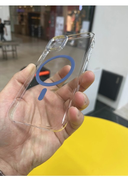Iphone 11 Uyumlu Şeffaf Magsafe Özellikli Geç Sararma Yapan Kıılıf