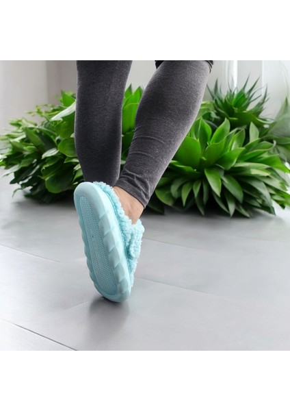 Kışlık Yumuşacık Kulaklı Köpek Figürlü Ev Terliği modelleri