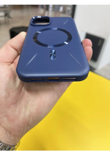 Iphone 11 Uyumlu Premium Magsafe Özellikli Ultra Lüks Kılıf