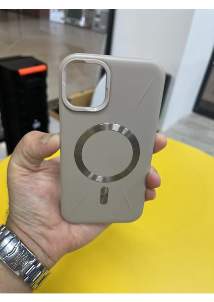 Iphone 11 Uyumlu Premium Magsafe Özellikli Ultra Lüks Kılıf