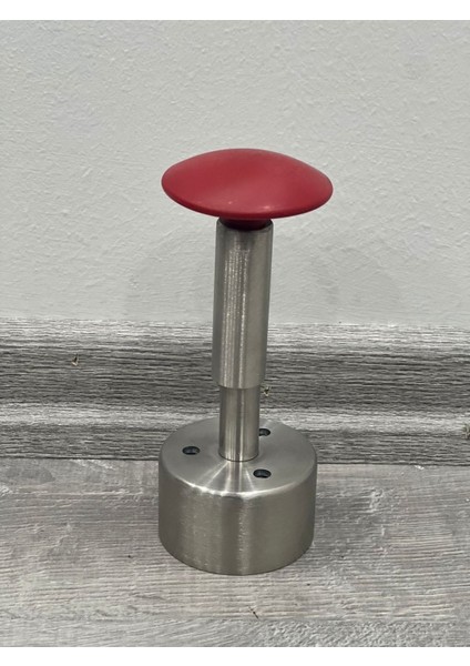 6 cm metal şekillendirme presi, dayanıklı ve pratik kullanım sağlar.