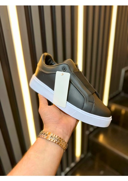 Günlük Kullanıma Uygun, Mevsimlik ve Rahat Unisex Spor Ayakkabı – Şıklık ve Konforu Bir Arada Yaşayın!