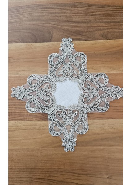 Fransız Dantelli Zigon Sehpa Örtüsü