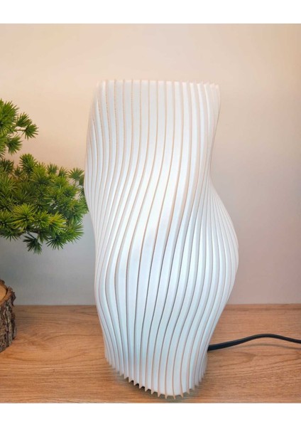 Modern Tasarım LED Masa Lambası - Şık ve Estetik Aydınlatma