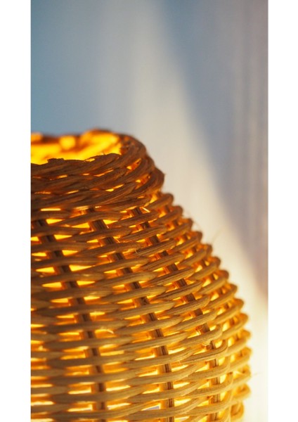 El Yapımı Lale Rattan Duvar Lambası | Doğal ve Otantik Aydınlatma fırsatları