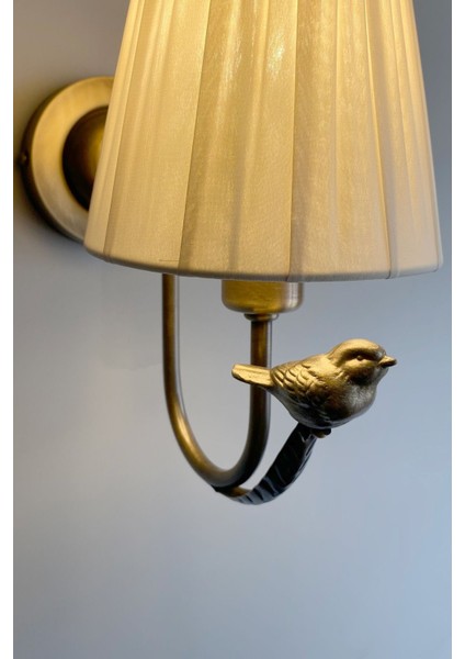 Şık kuş desenli antik tarz duvar aplikası, metal materyal, bej renk, E14 duy tipi indirimleri