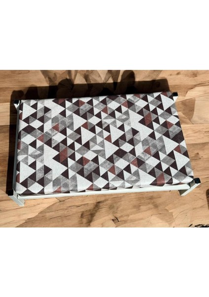 50x30 cm ergonomik minderli rahat uyku alanı, şık ve konforlu yatak