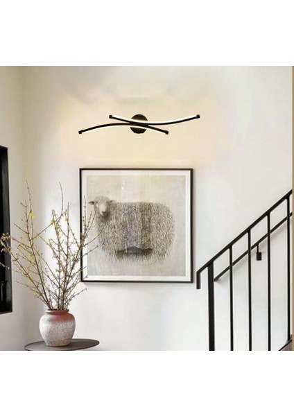 Modern siyah duvar aplik, 3000K sıcaklıkta şık ve kullanışlı aydınlatma