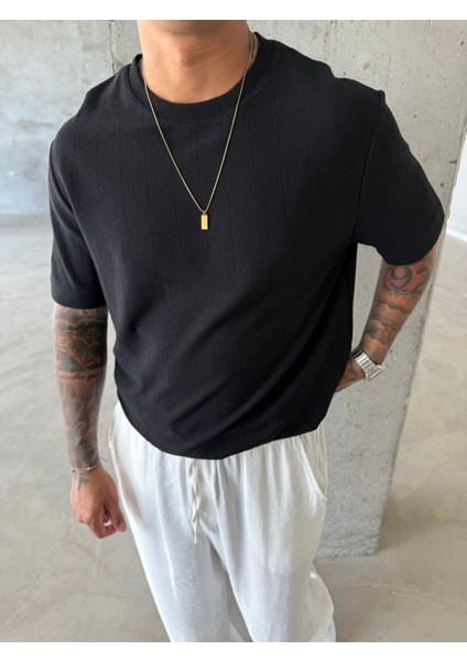 Old Money Desenli Basic T-Shirt - Siyah fırsatları