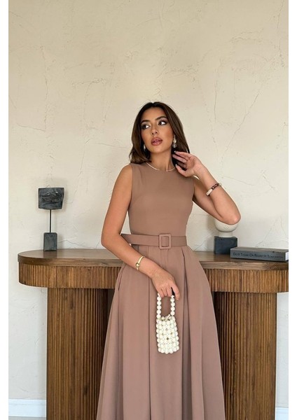Moccah Halter Yaka Kloş Elbise