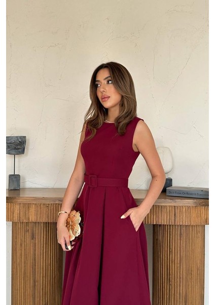 Bordo Halter Yaka Kloş Elbise