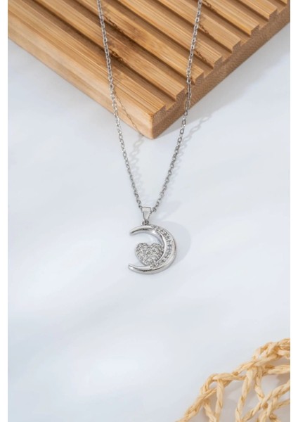 Çelik Silver Ay Içinde Kalpli Kolye fiyatları