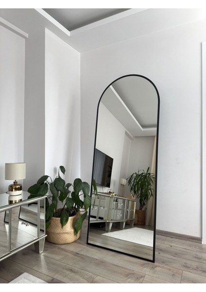 Siyah Metal Çerçeveli Oval Ayna 180x70 cm, Şık ve Modern Tasarım