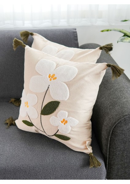 Çiçekli püsküllü keten dekoratif kırlent kılıfı 43x43cm, şık ve rahat tasarım