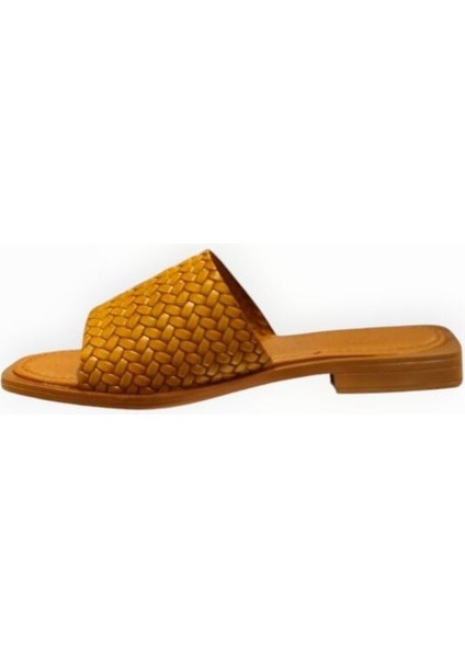 Kadın Hakiki Deri Örgü Desenli Tek Bant Terlik Taba - 39 fırsatları