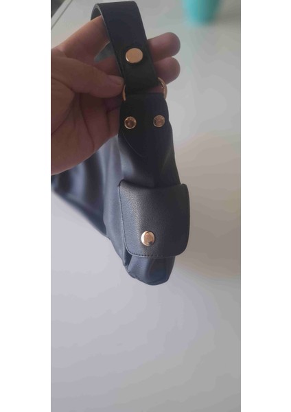 Siyah Omuz Askılı Çanta fiyatları