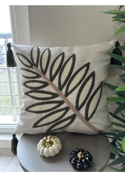 Yeşil krem bej rahat ve şık kırlent kılıfı, ev dekorasyonuna uyum sağlar. fiyatları