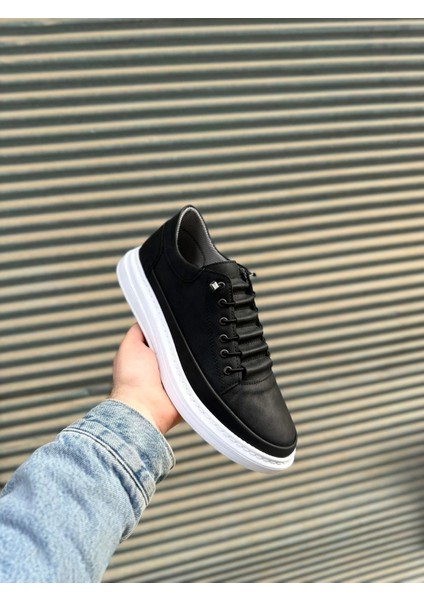 Siyah Erkek Günlük Sneaker Ayakkabı - Rahat Tabanlı Şık Tasarım