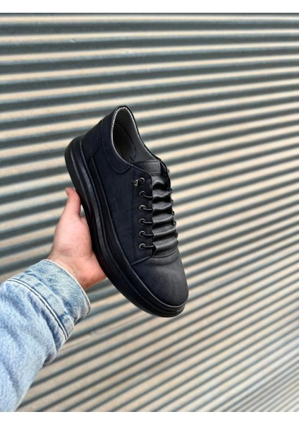 Siyah Erkek Günlük Sneaker Ayakkabı - Rahat Tabanlı Şık Tasarım