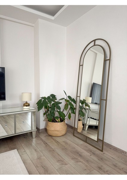 Çerçeveli Oval Ayaklı Metal Ayna, Renkli, 180x70 cm, Şık ve Modern Tasarım fırsatları