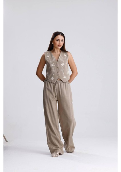Bej Kadın Star Nakışlı Yelek ve Geniş Paça Pantolon Takım modelleri