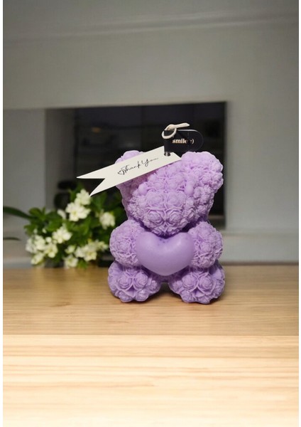 Gül Detaylı Kalpli Büyük Ayıcık Dekoratif ve Hediyelik Kokulu Organik Soya Mumu